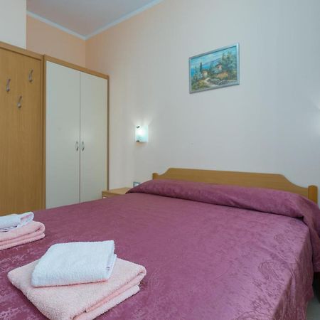 Apartments Maria Пореч Экстерьер фото