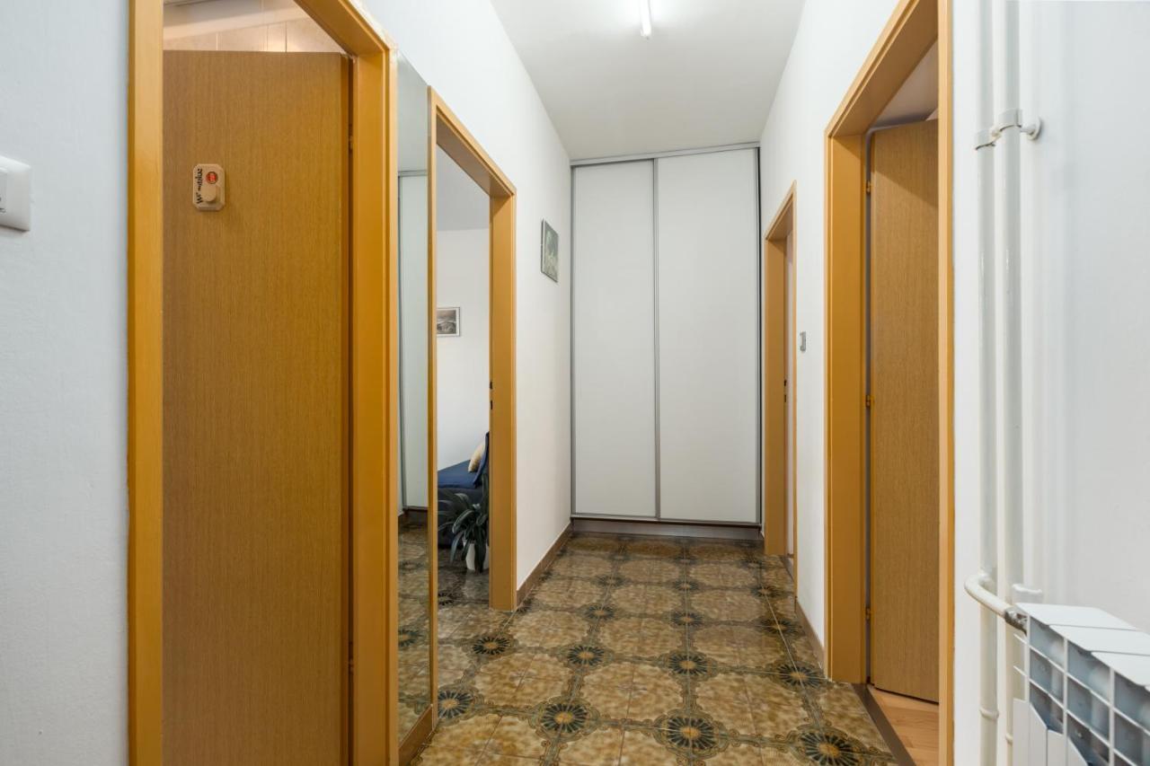 Apartments Maria Пореч Экстерьер фото